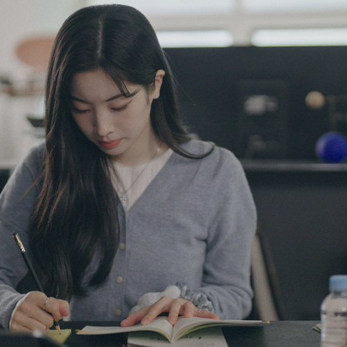 Latest photo of Dahyun (TWICE)