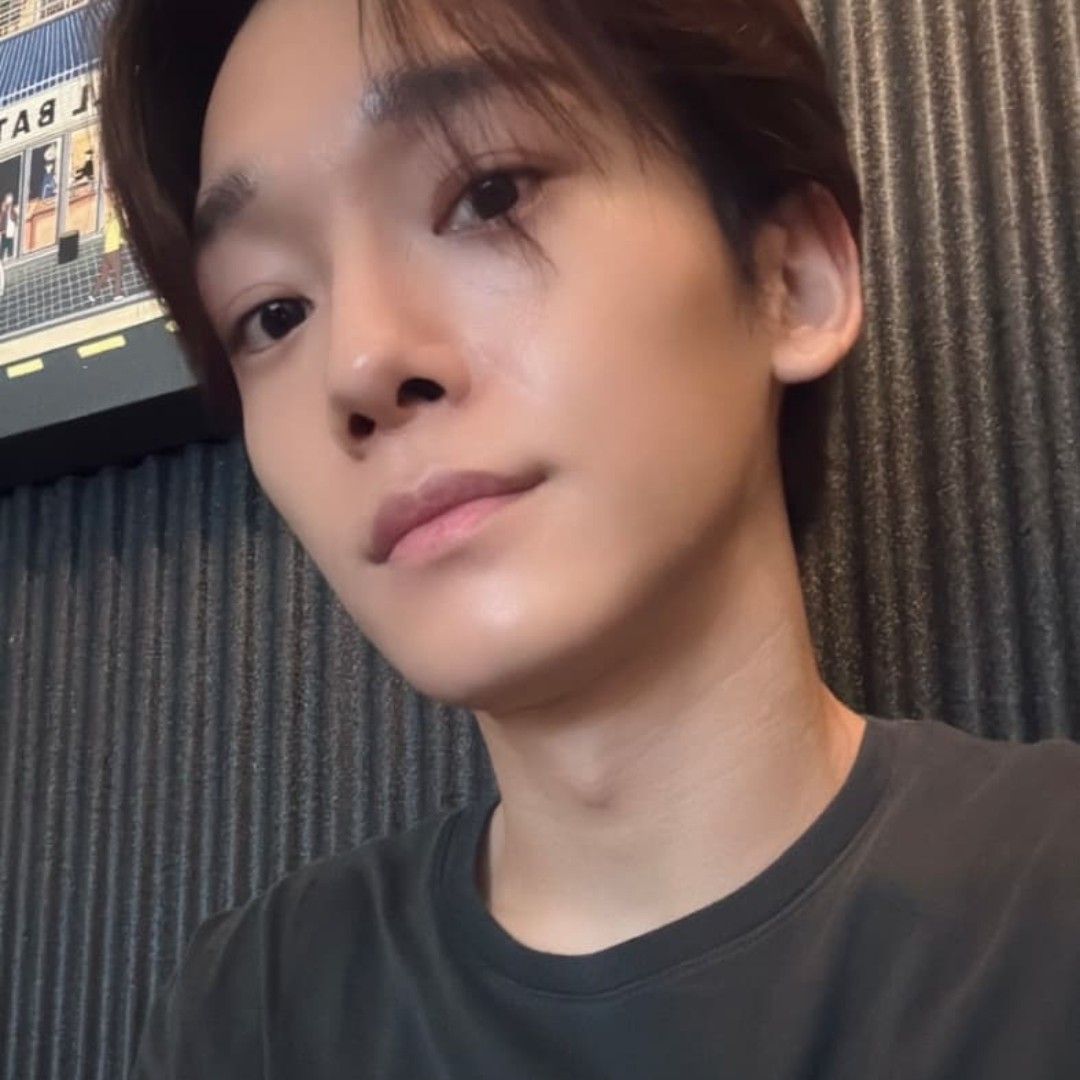 Recent activity shot of Chen (EXO)
