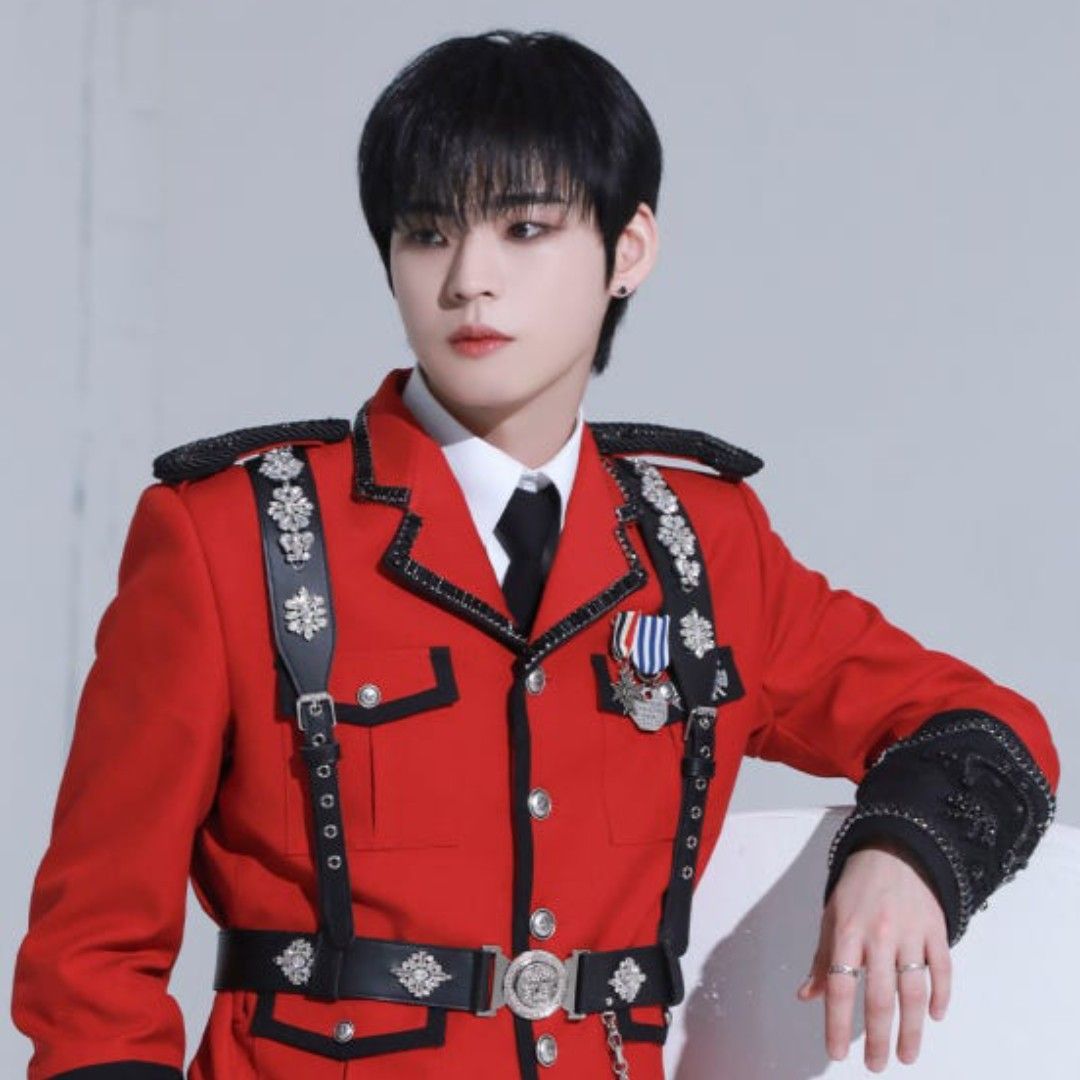 A moment captured by Hyojin (ONF)'s fan