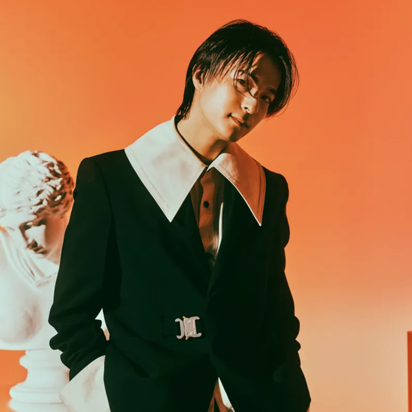 Signature photo of Hayate Wada (Da-iCE) capturing their charm