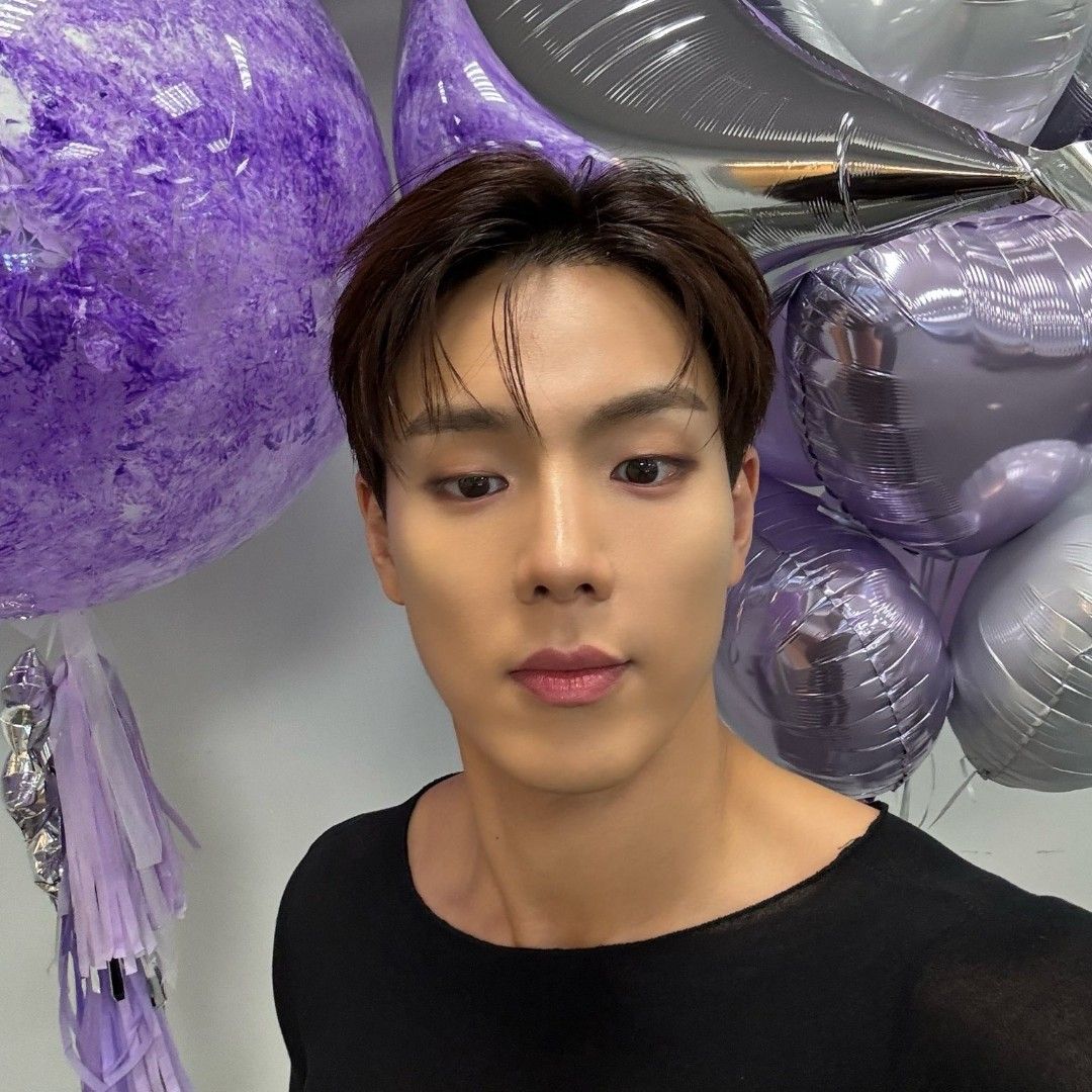 Momen yang diabadikan oleh penggemar Shownu (MONSTA X)