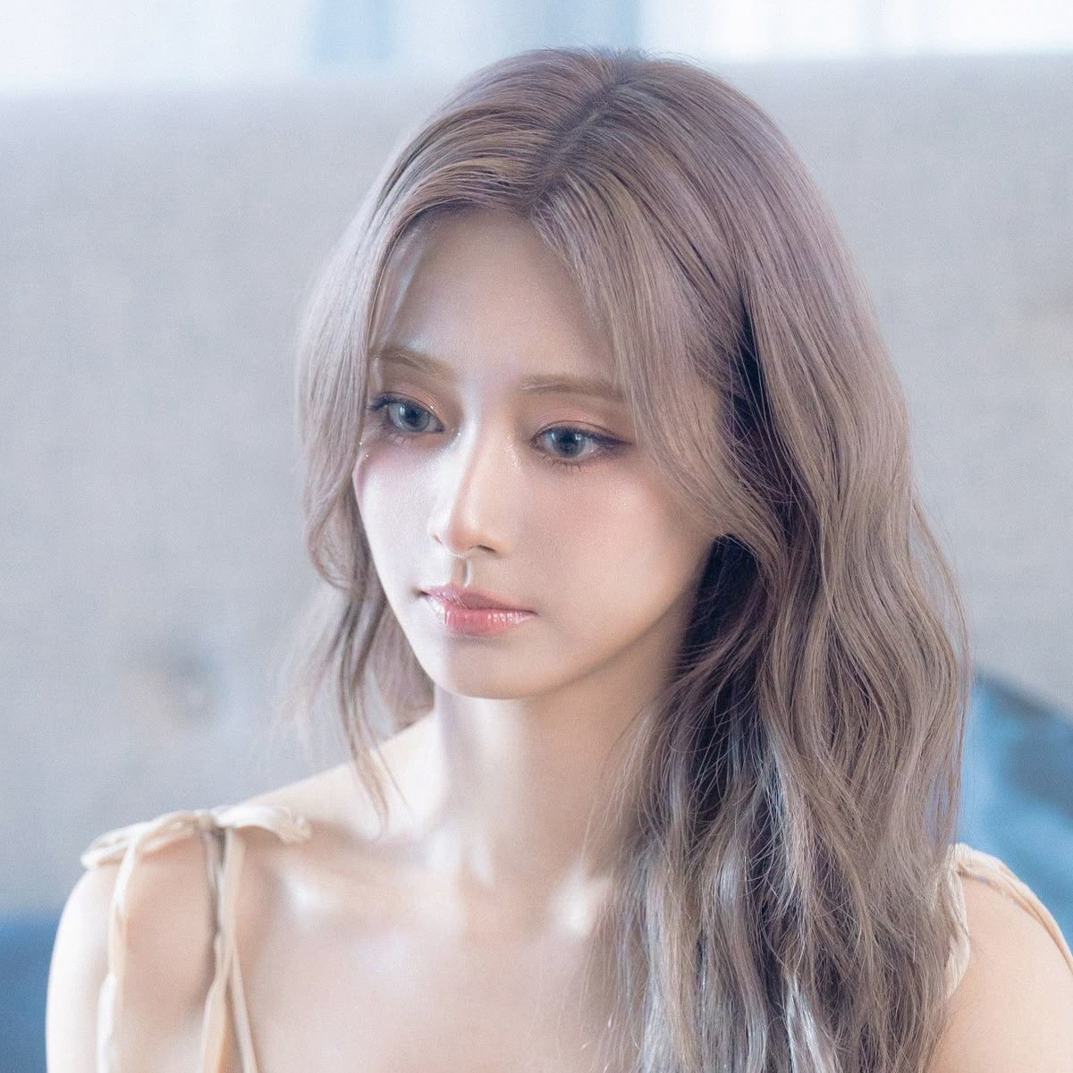 Latest photo of Tzuyu (TWICE)