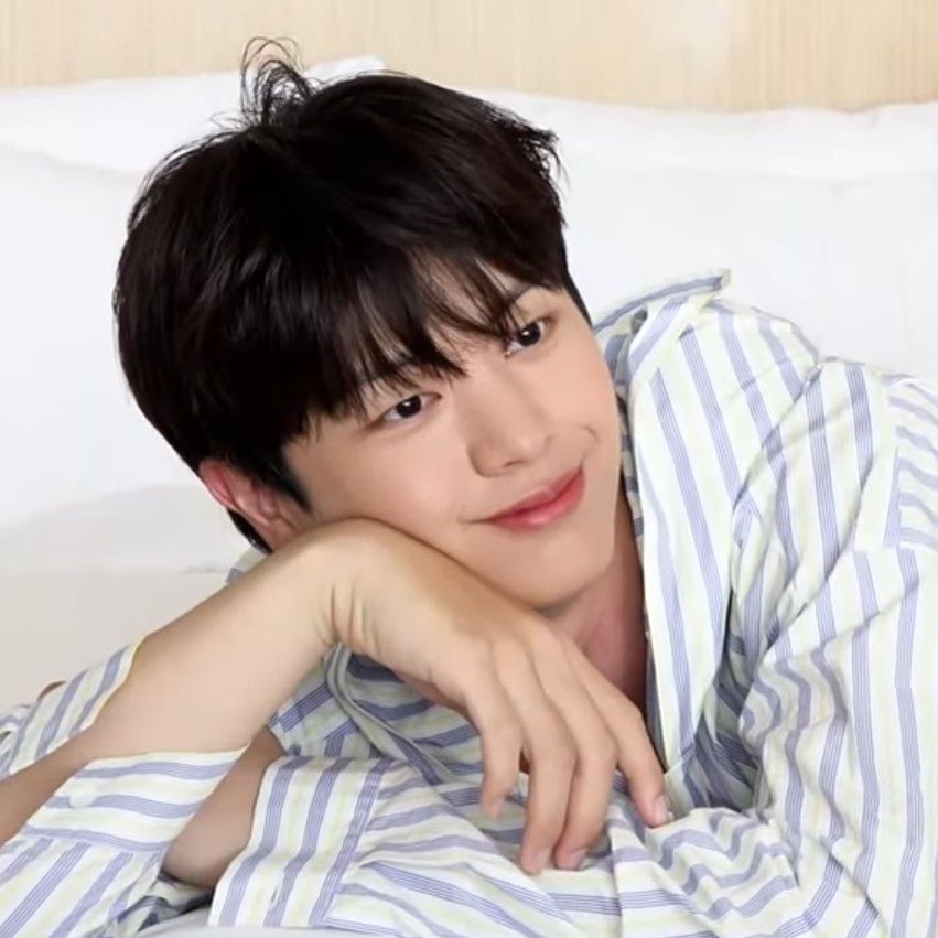 A moment captured by Yook Sungjae (BTOB)'s fan