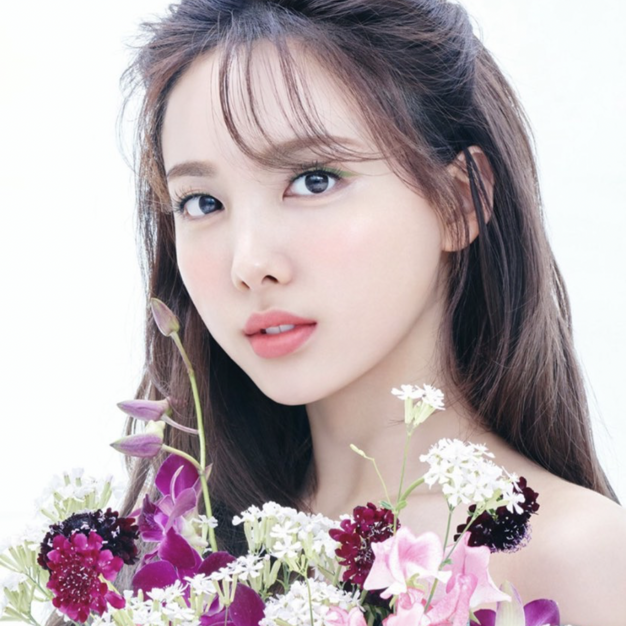 Recent activity shot of TWICE