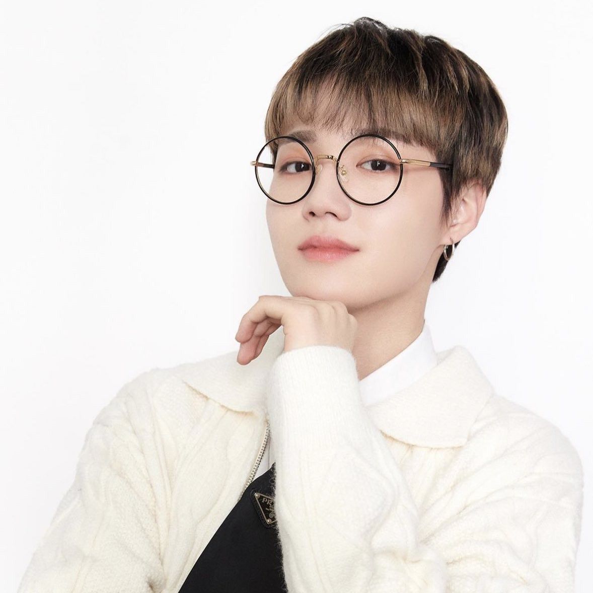 Latest photo of Doyoung (TREASURE)