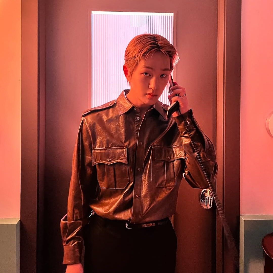 Behind-the-scenes cut of Onew (SHINee)