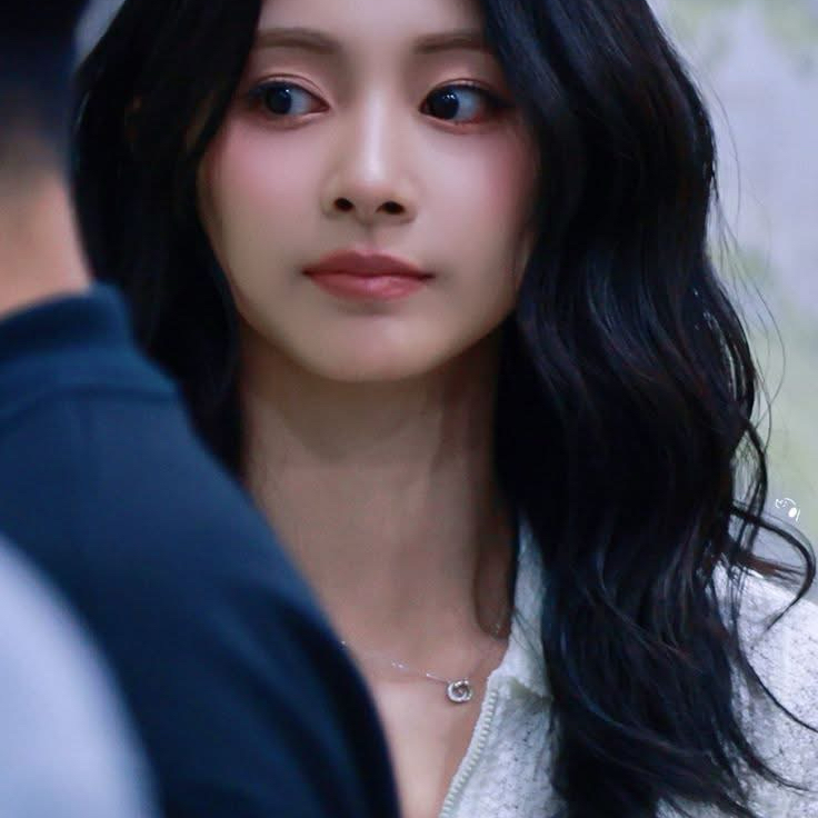 ツウィ (TWICE)の最新写真