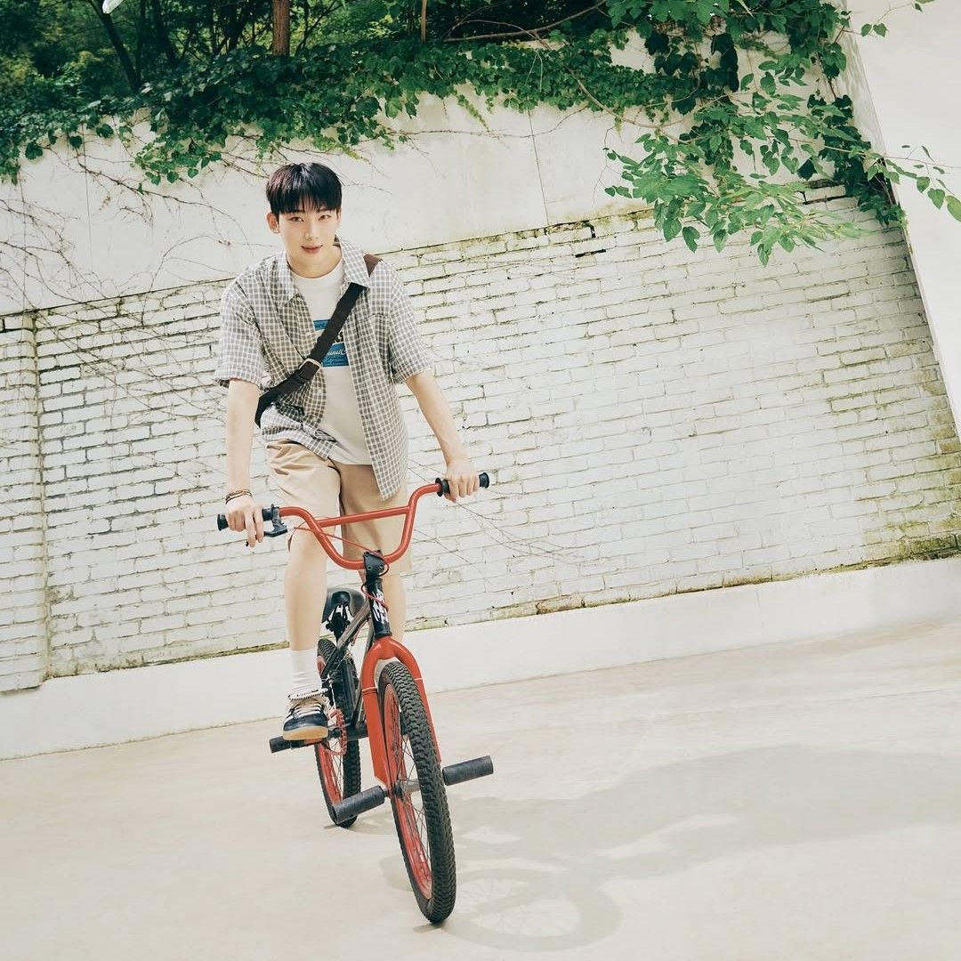 A moment captured by Sunoo (ENHYPEN)'s fan