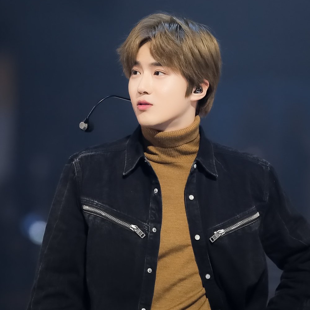 A moment captured by Suho (EXO)'s fan