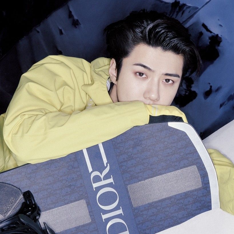A moment captured by Sehun (EXO)'s fan
