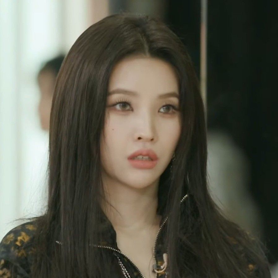 Recent activity shot of Soyeon (i-dle)