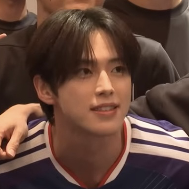 Foto aktivitas terbaru Kono Junki (JO1)