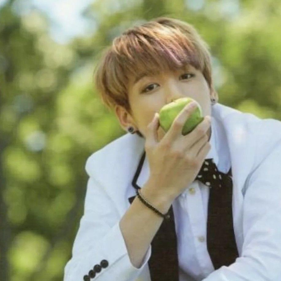 정국 (방탄소년단) 최근 활동샷