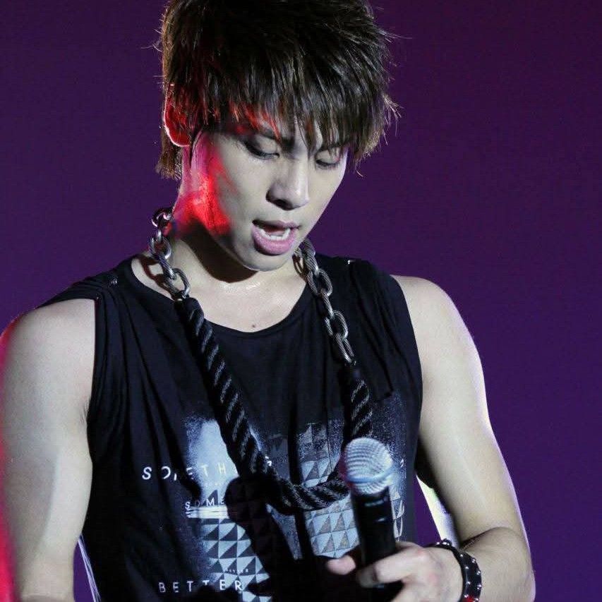 Behind-the-scenes cut of Jonghyun (SHINee)