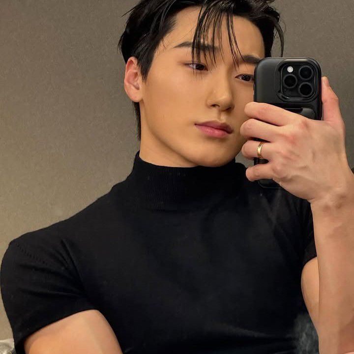 에이티즈의 비하인드 컷