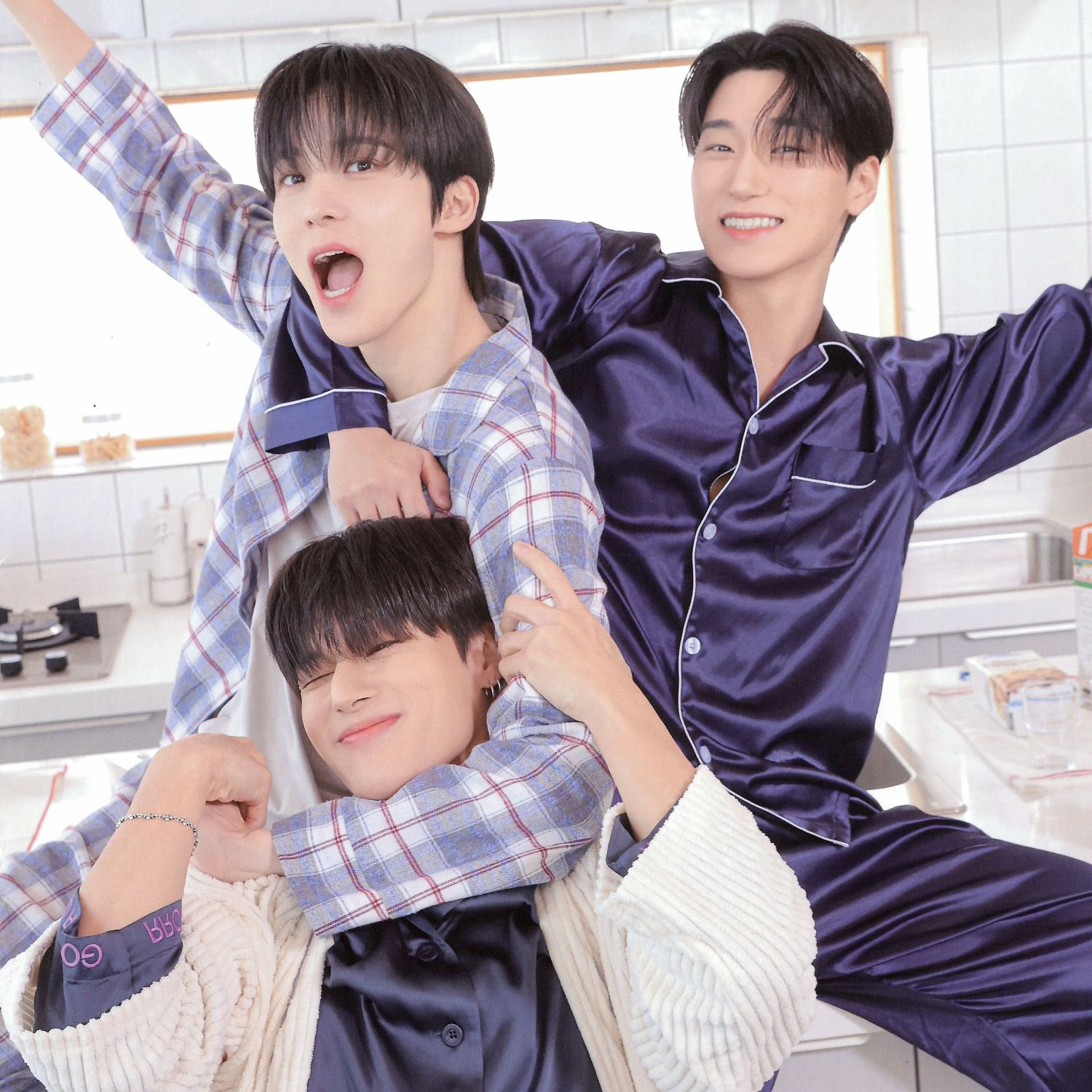 ATEEZ的幕後花絮