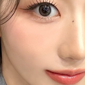 Behind-the-scenes cut of Jeong Yein (Lovelyz)