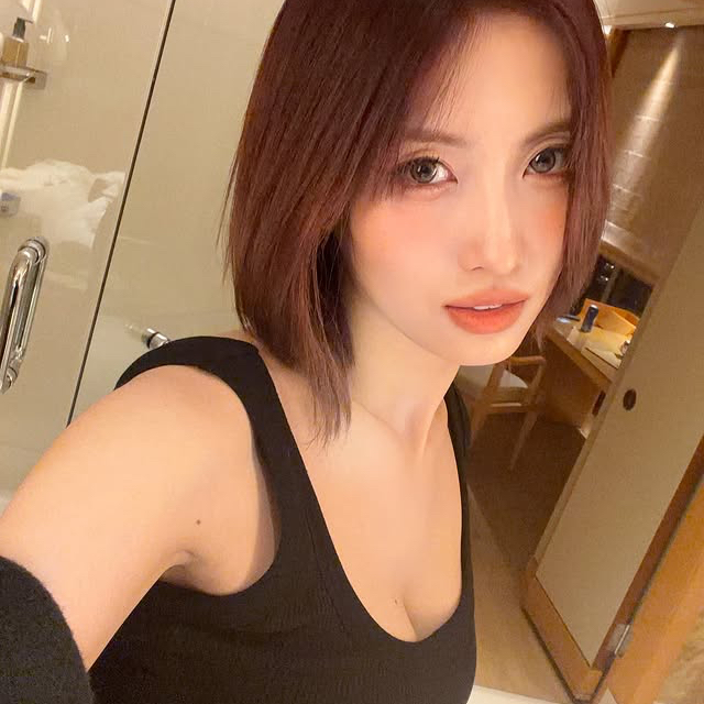 Momo (TWICE)的最新照片