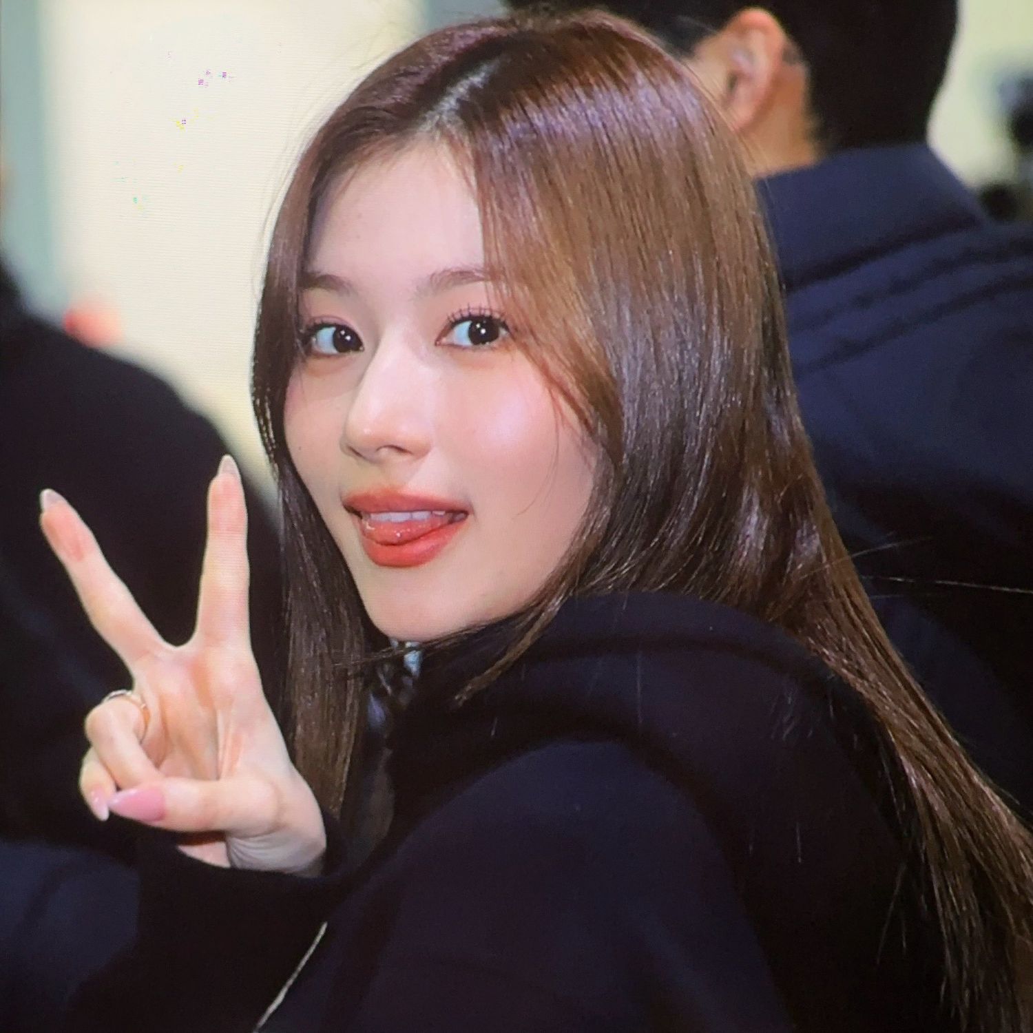 Sana (TWICE)的最新照片