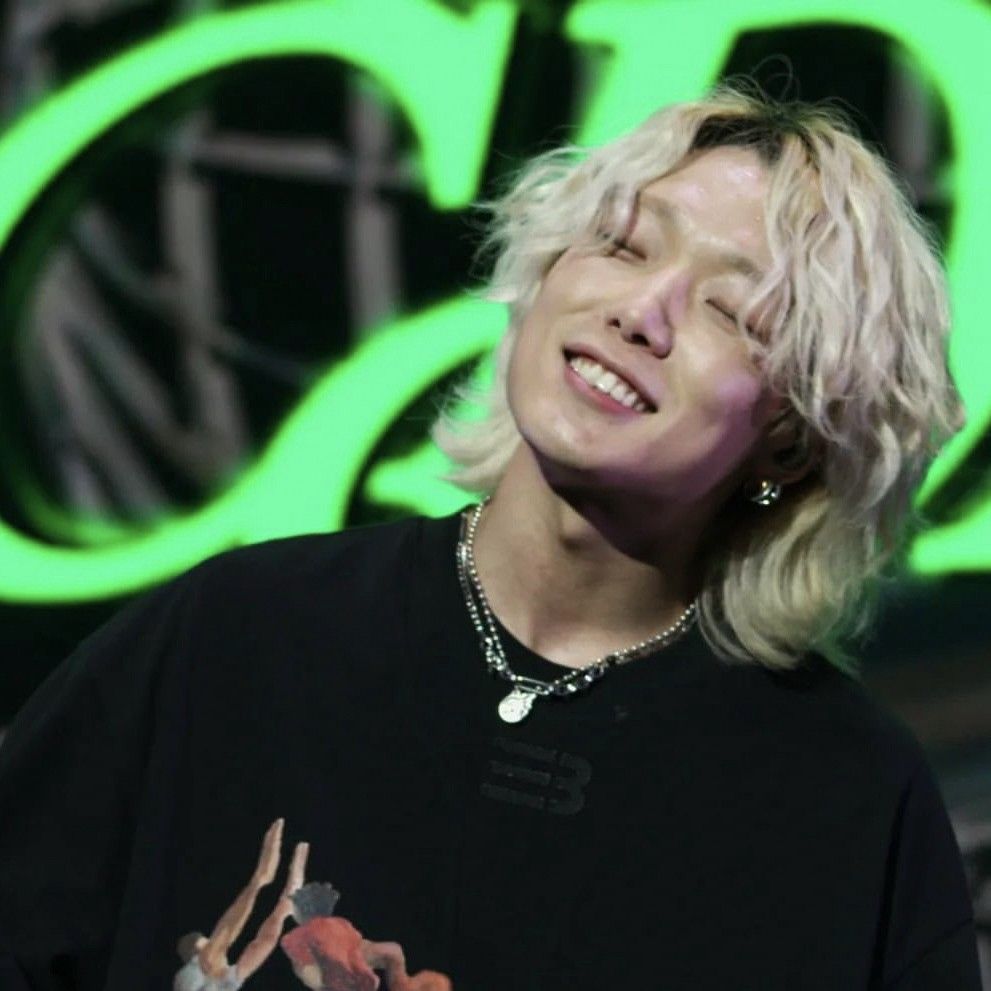 BOBBY (iKON)的幕后花絮