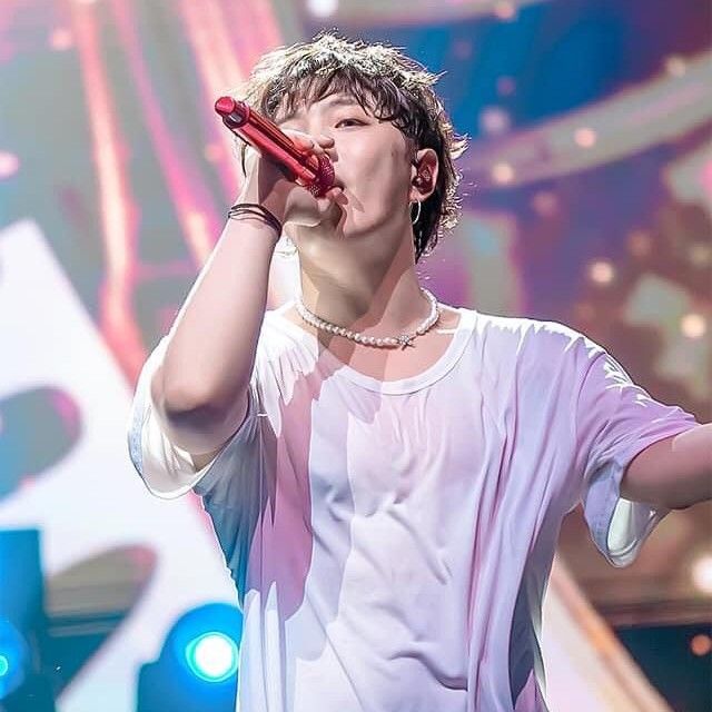 A moment captured by DK (iKON)'s fan
