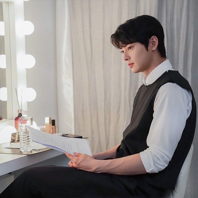 Behind-the-scenes cut of Eunwoo (ASTRO)