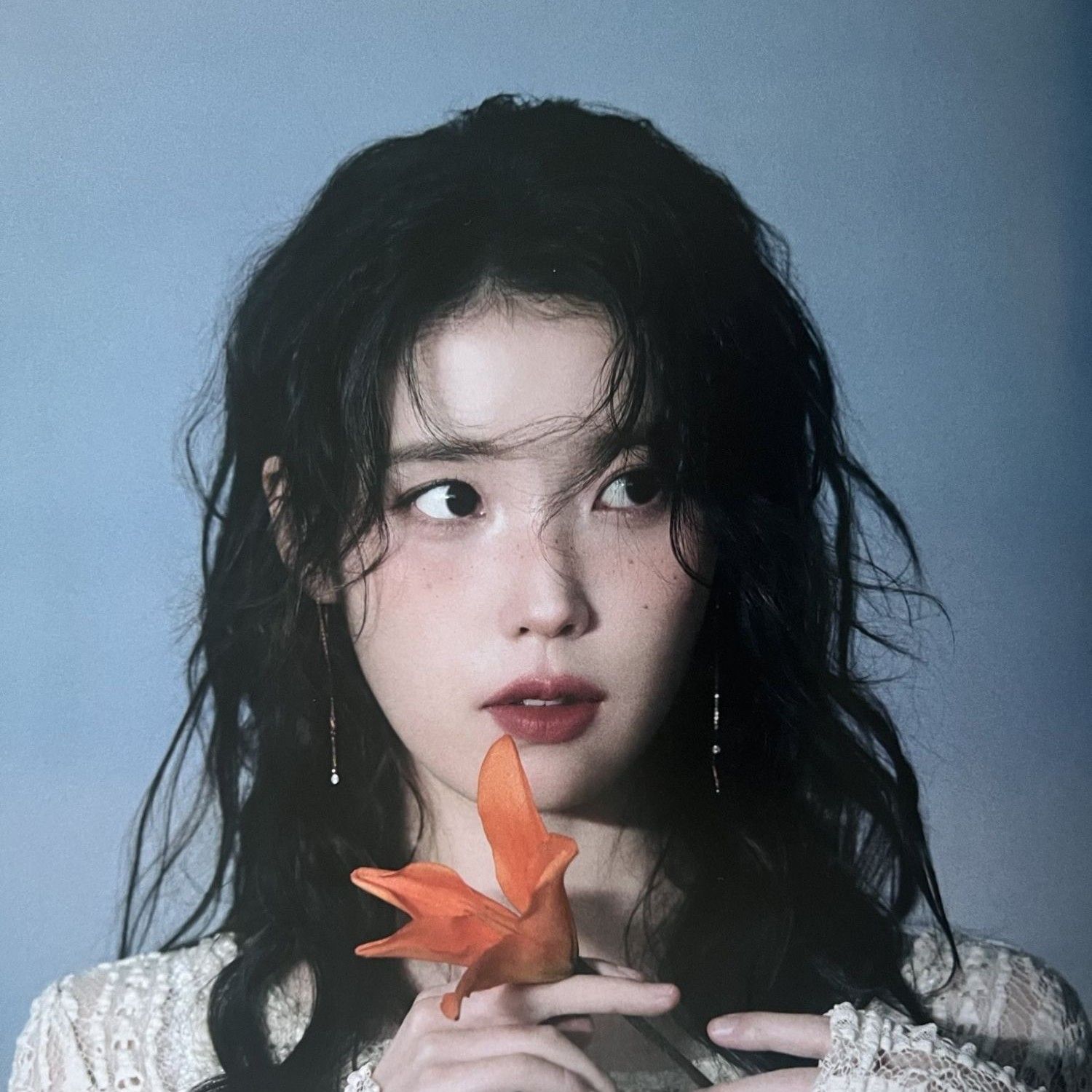 Foto aktivitas terbaru IU