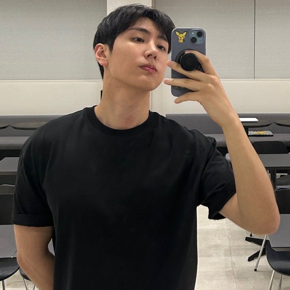 Latest photo of Jaeyoon (SF9)