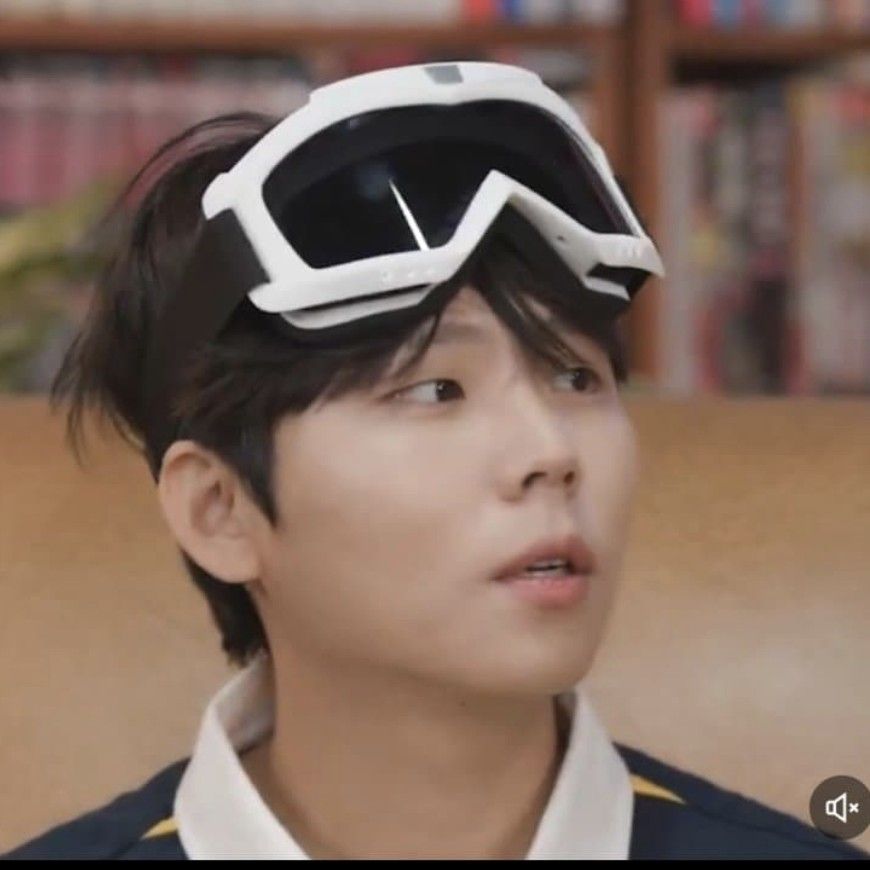 Latest photo of Jung Seunghwan