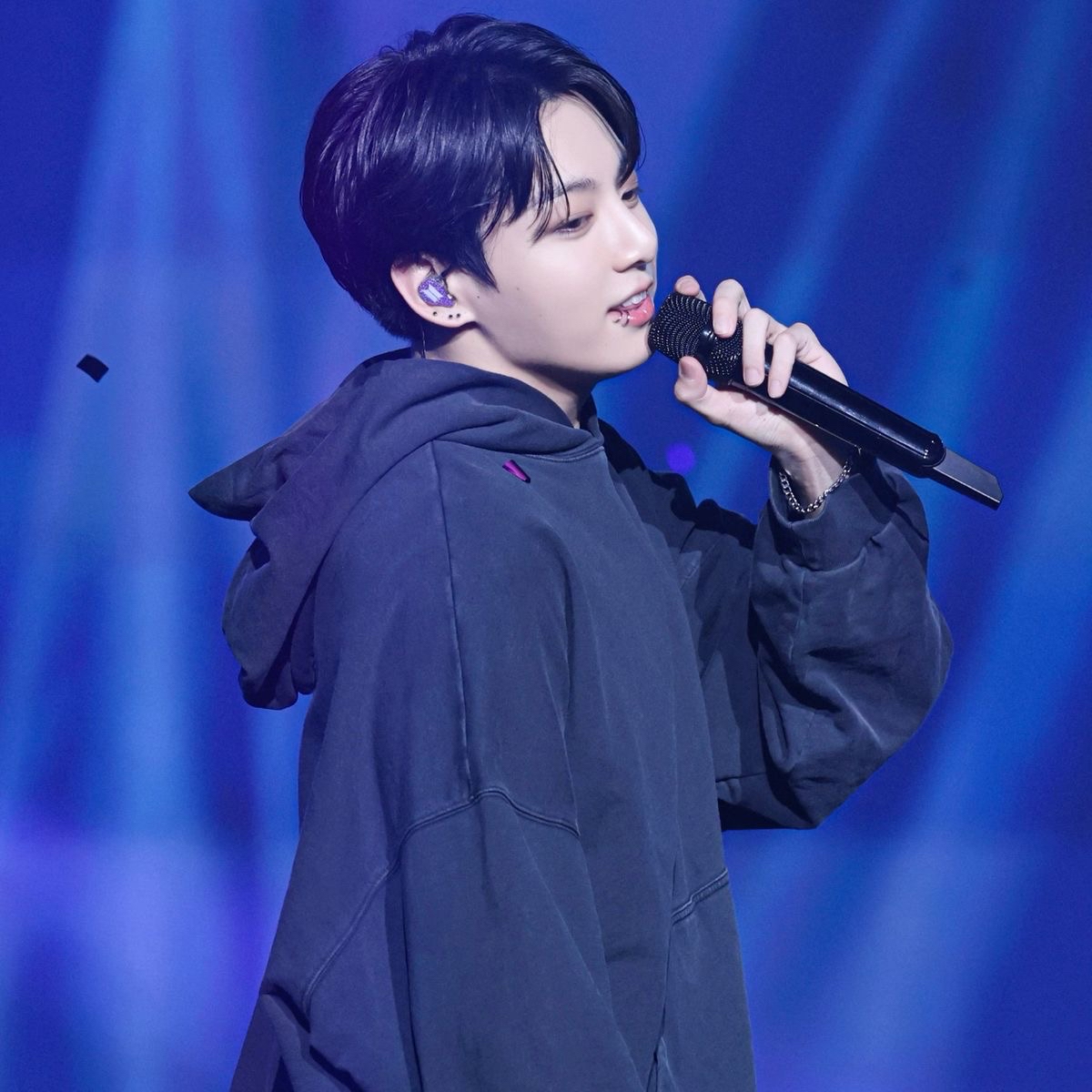 Latest photo of Jungkook (BTS)