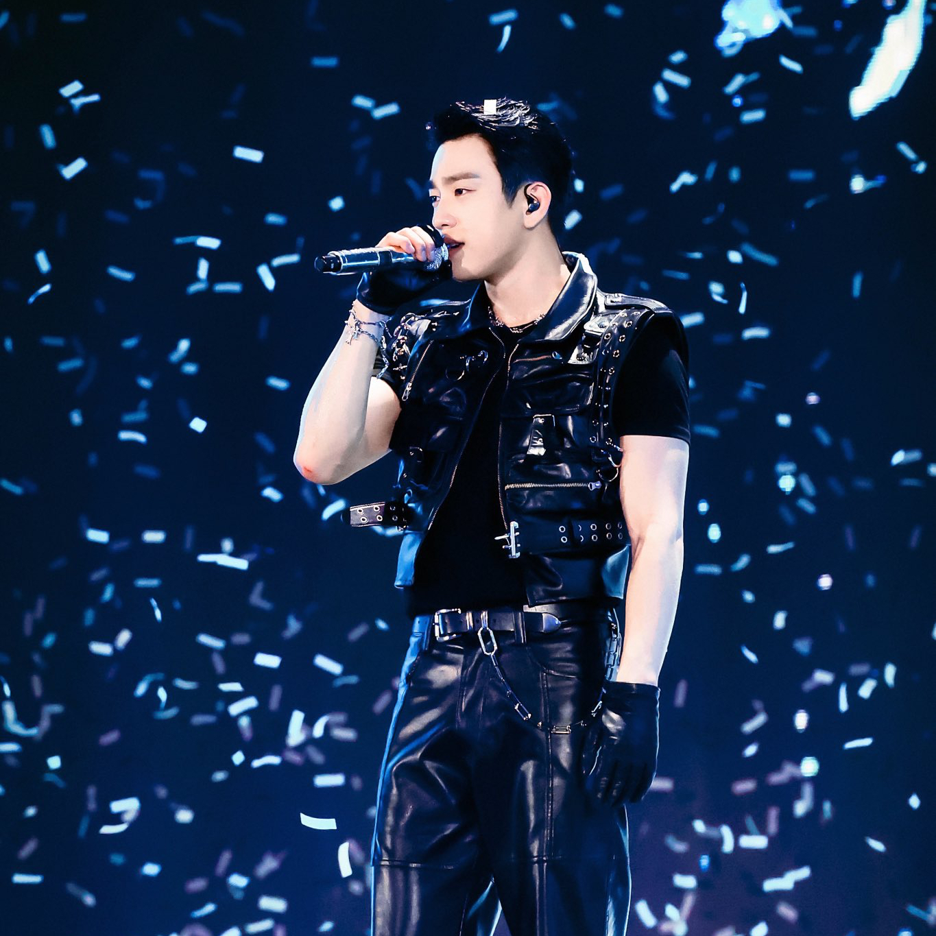 A moment captured by Jinyoung (GOT7)'s fan