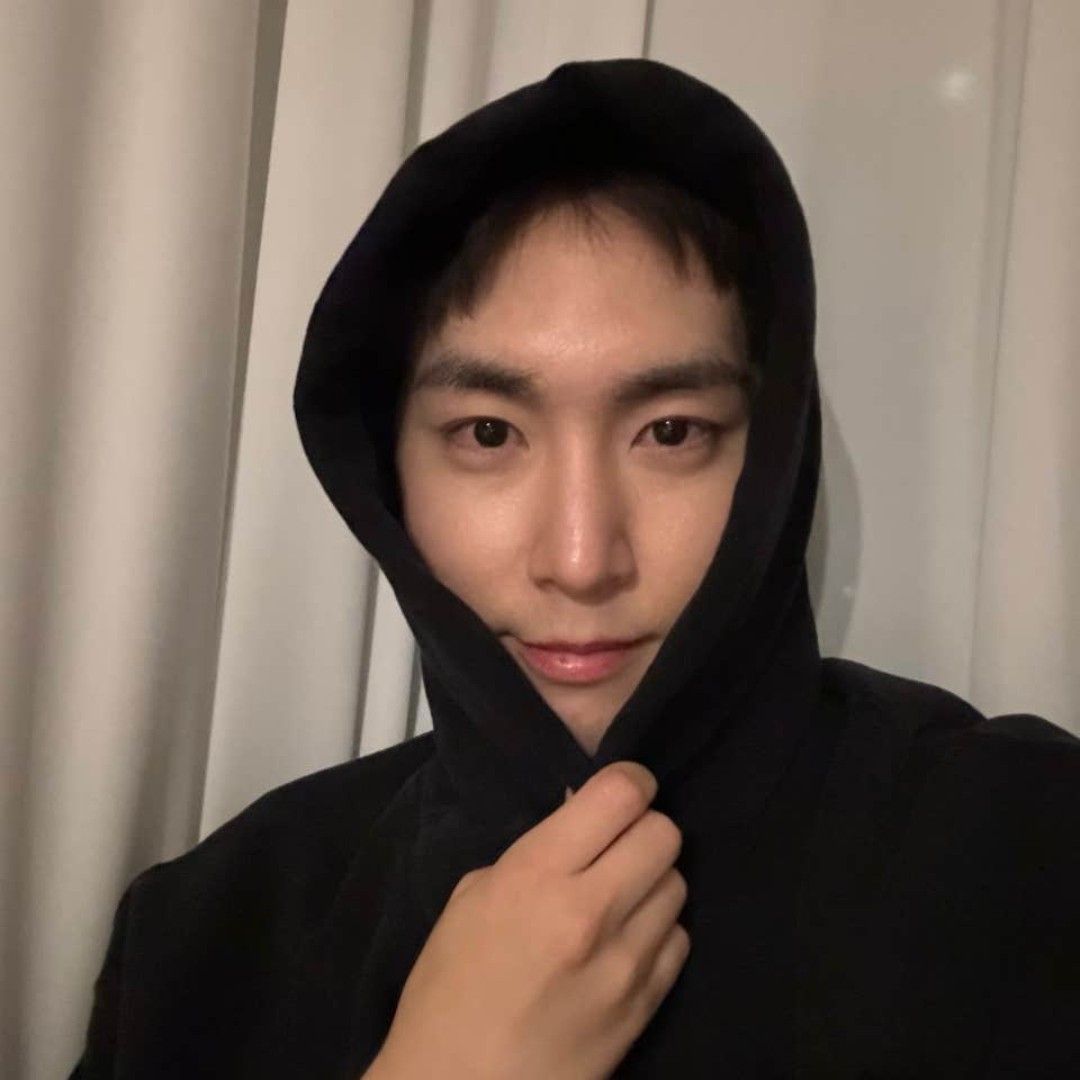 Behind-the-scenes cut of Shinwon (PENTAGON)