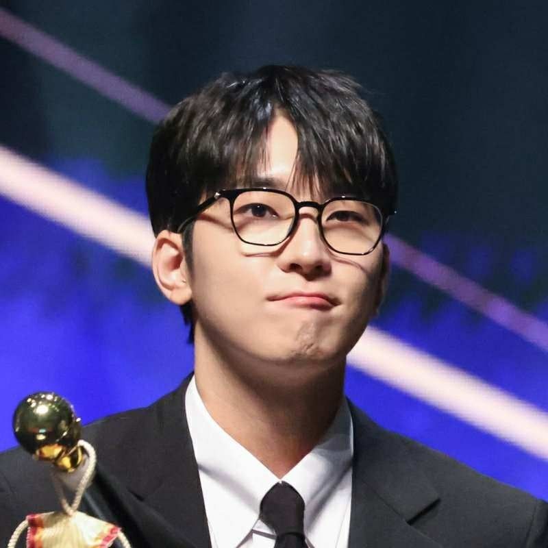 圆佑 (SEVENTEEN)的幕后花絮