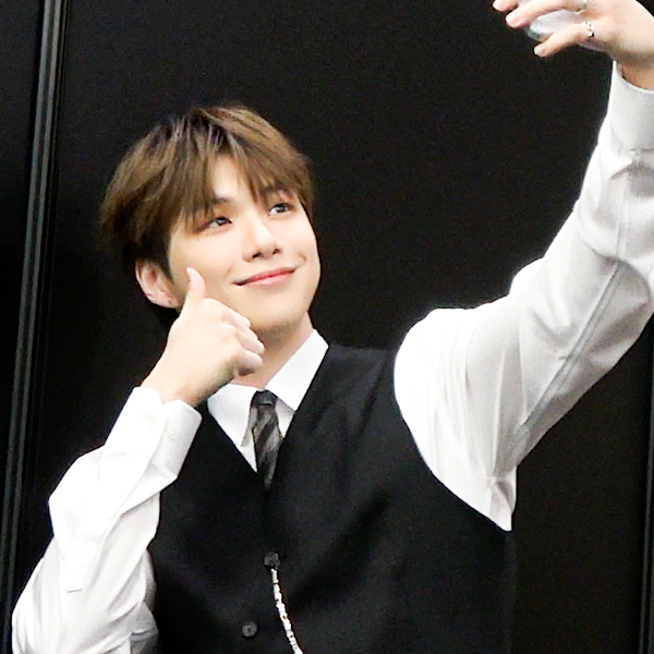 Latest photo of Kang Daniel