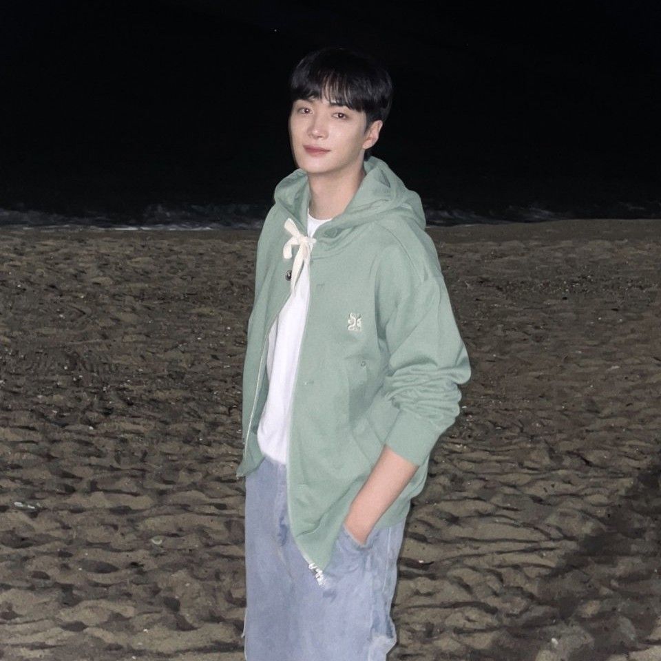 Latest photo of Kim Jonghyeon