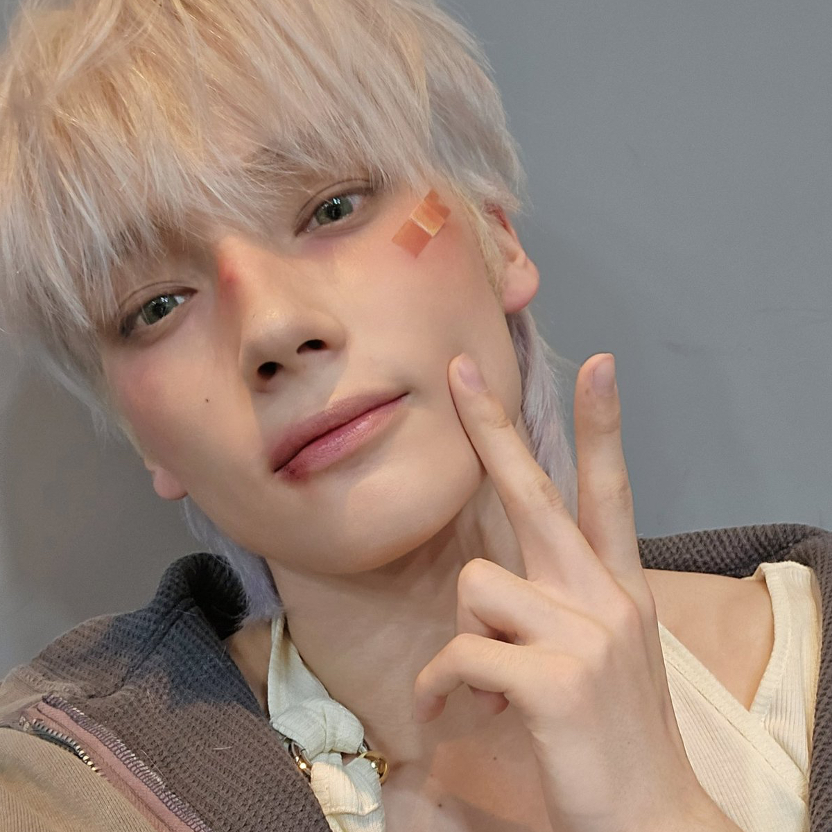 Behind-the-scenes cut of HueningKai (TOMORROW X TOGETHER)