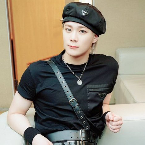 文彬 (ASTRO)的最新照片