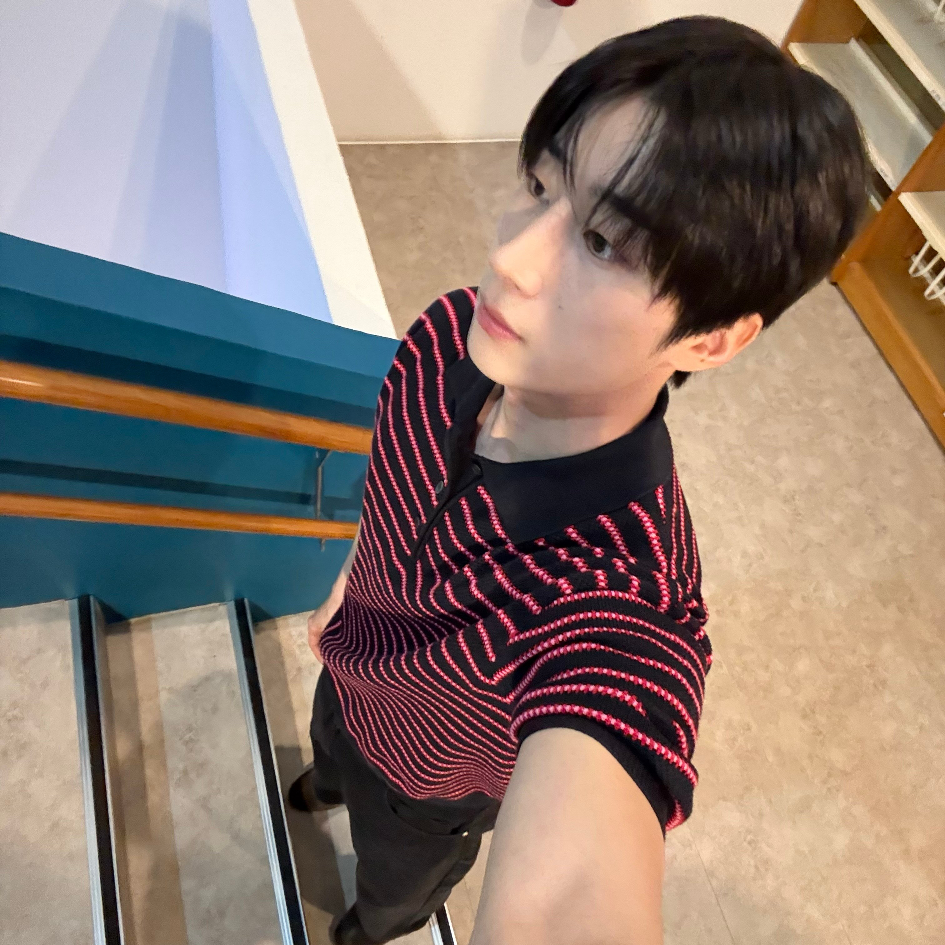 Behind-the-scenes cut of Han Seungwoo