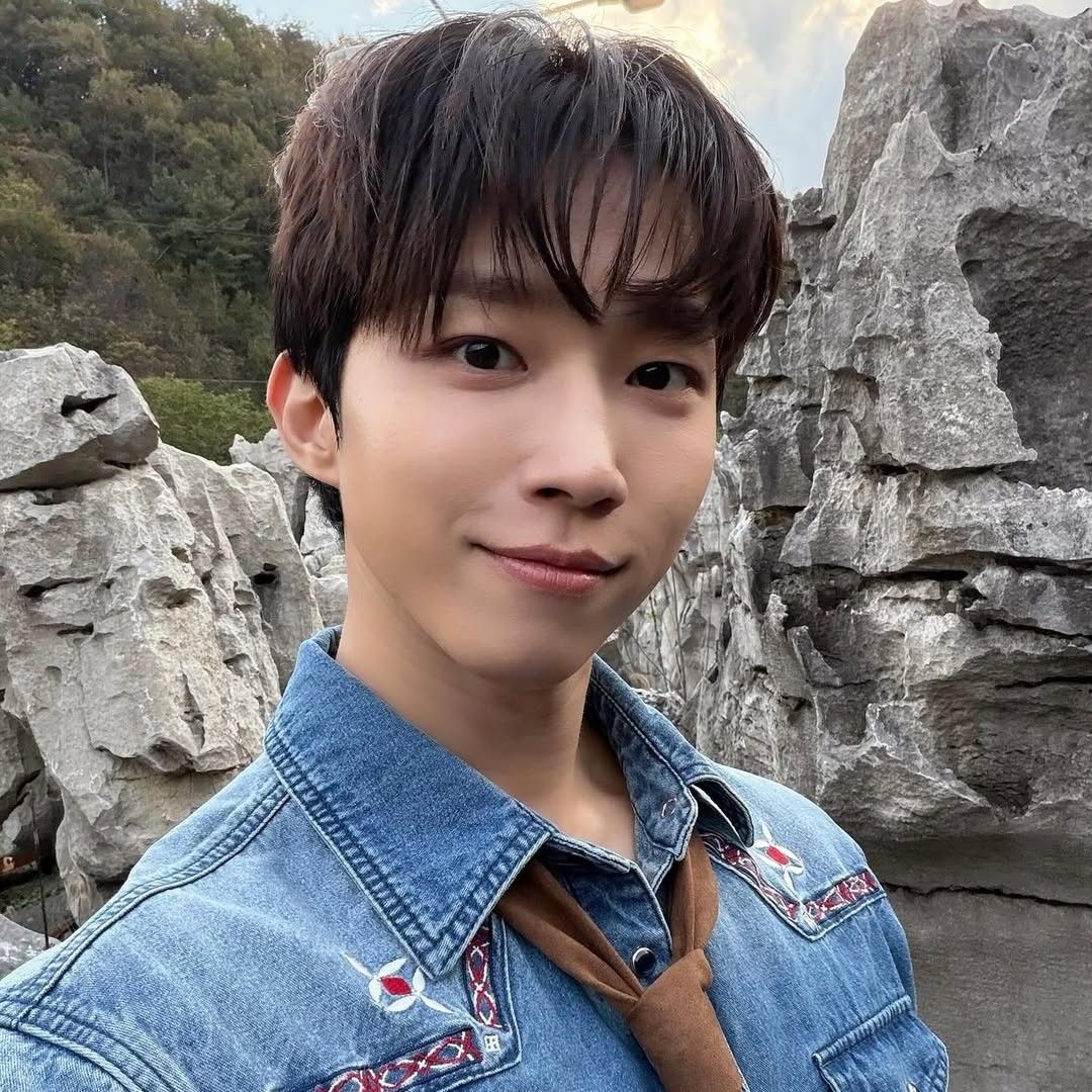 Behind-the-scenes cut of Seo Dongsung (N.Flying)
