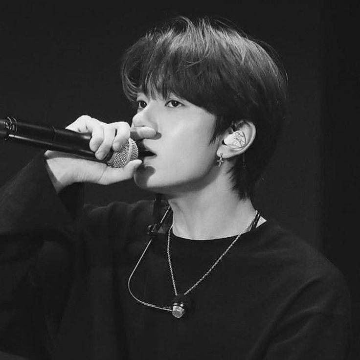 Foto terbaru Heeseung (ENHYPEN)