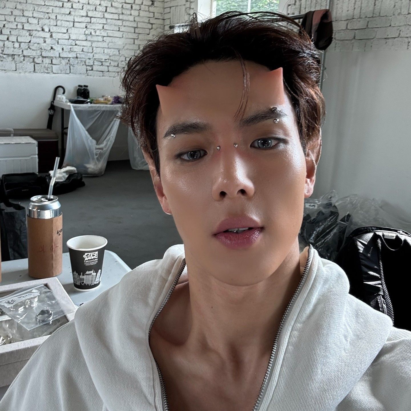 Behind-the-scenes cut of Shownu (MONSTA X)