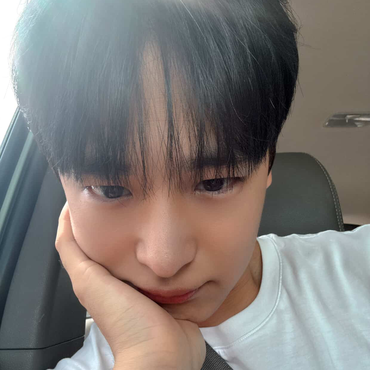 Behind-the-scenes cut of Choi Byungchan