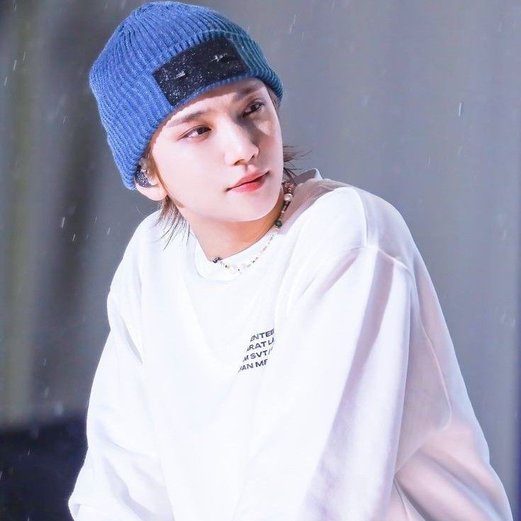 Behind-the-scenes cut of Joshua (SEVENTEEN)