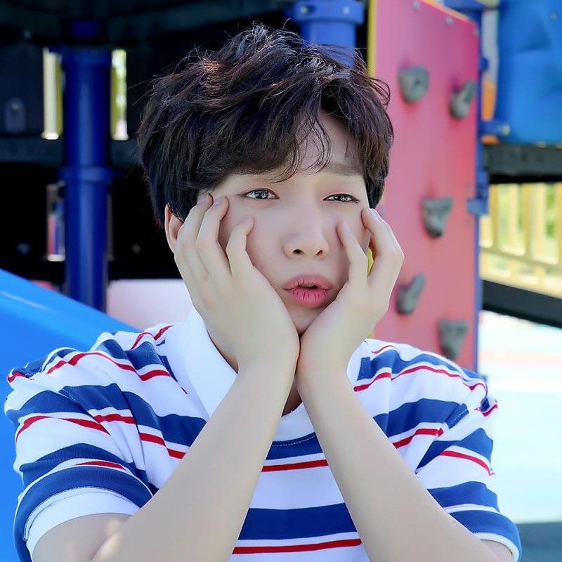 Recent activity shot of Jeong Sewoon