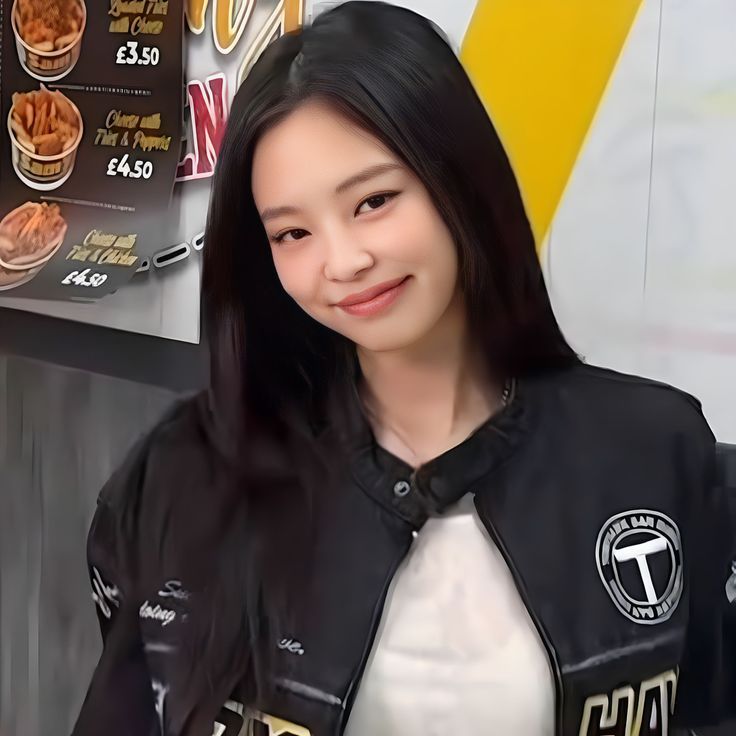Behind-the-scenes cut of Jennie (BLACKPINK)