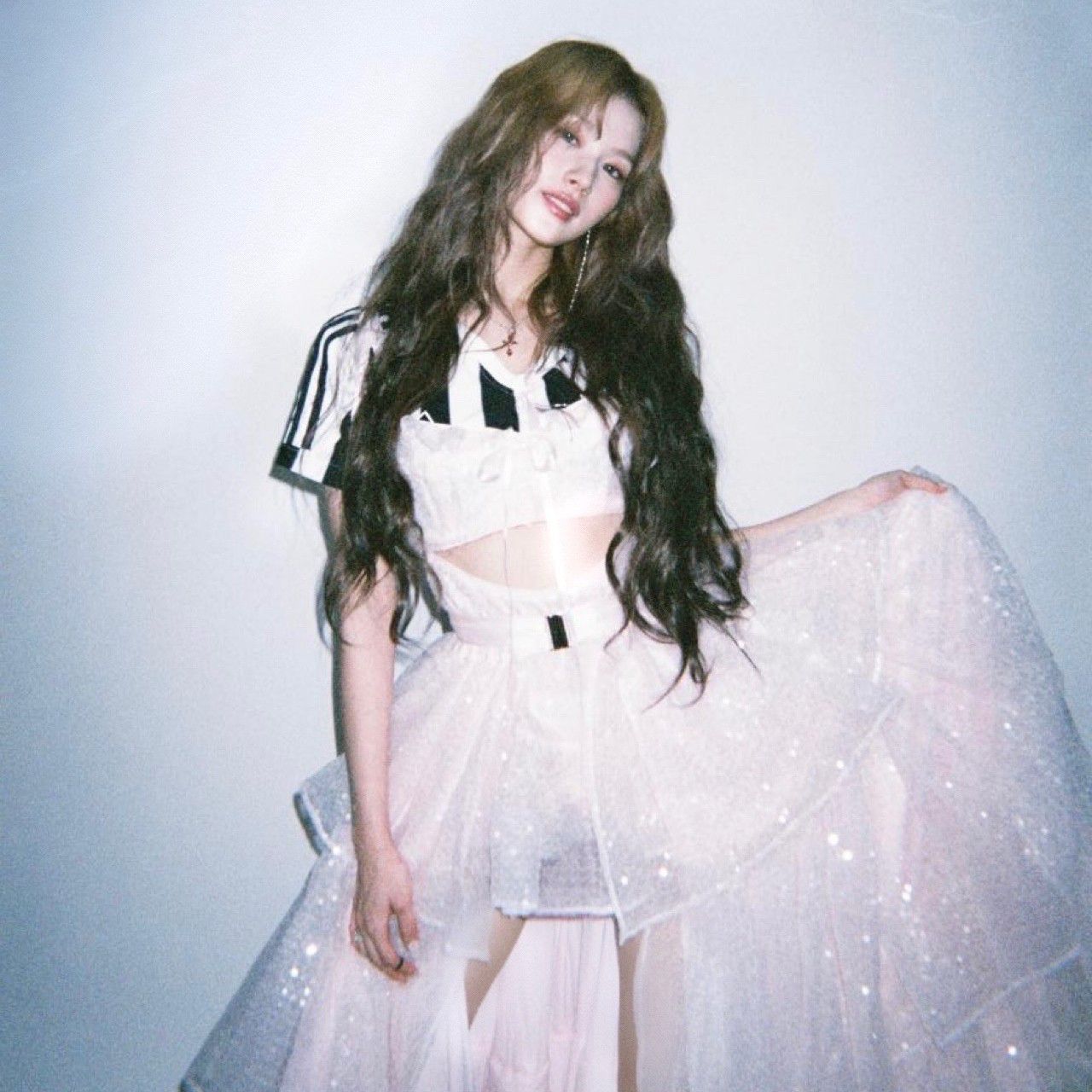 사나 (TWICE)의 최신 사진