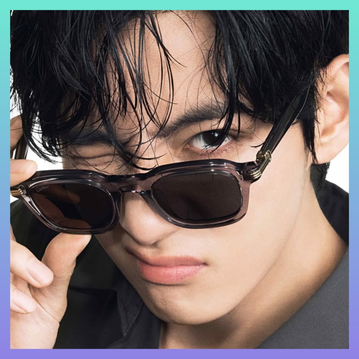 뷔 (방탄소년단)의 최신 사진