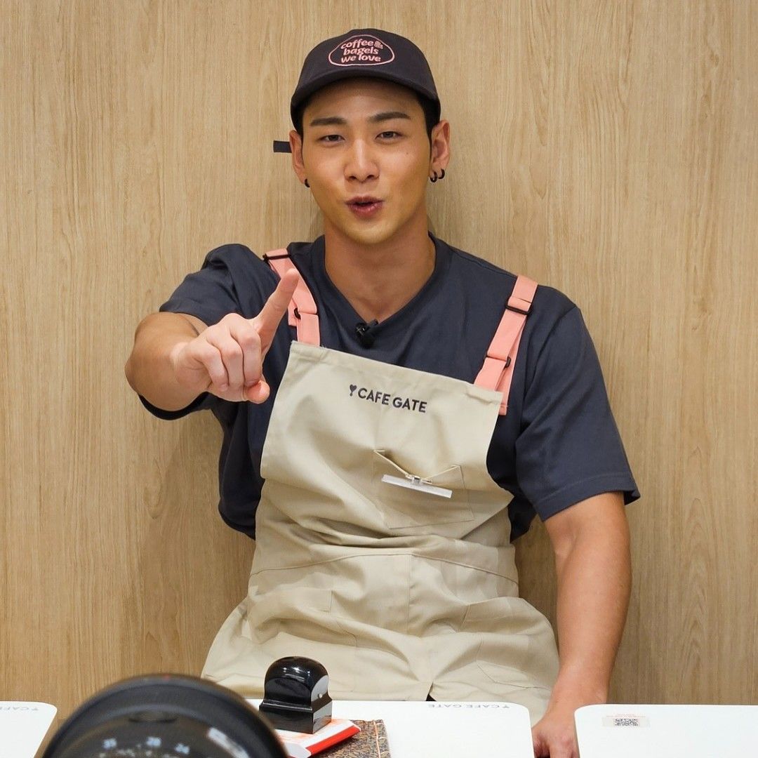 백호의 비하인드 컷