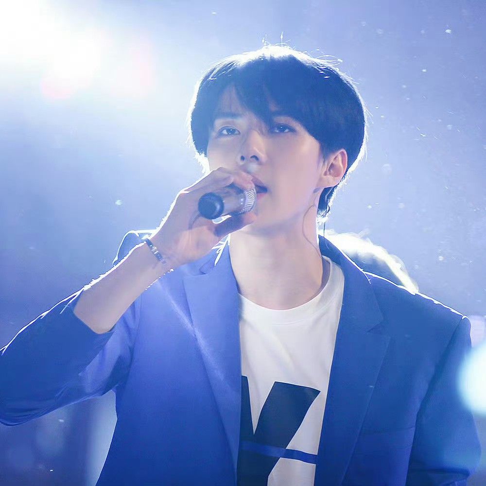 Latest photo of Sehun (EXO)