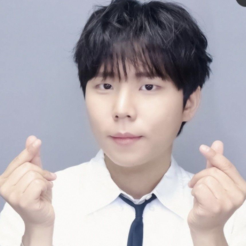 Recent activity shot of Jung Seunghwan